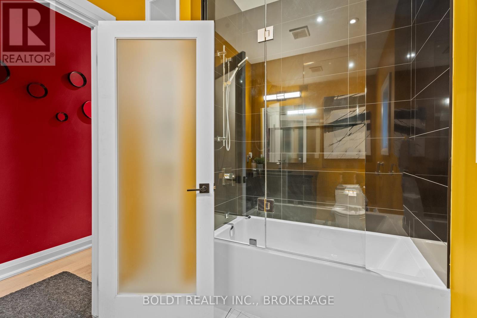 1074b Vansickle Road N, St. Catharines (Grapeview), Ontario  L2S 2X3 - Photo 7 - X12709346