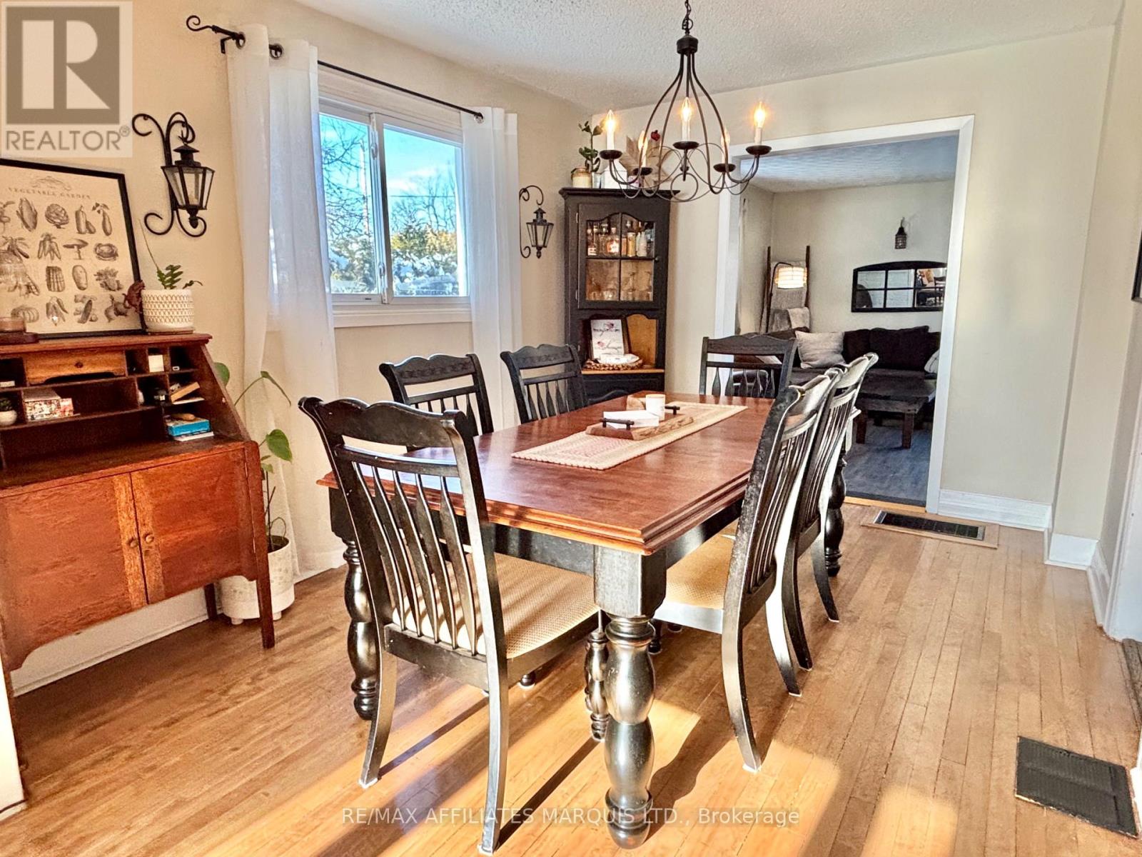 42 Saunders Avenue, South Stormont, Ontario  K0C 1P0 - Photo 12 - X12709314