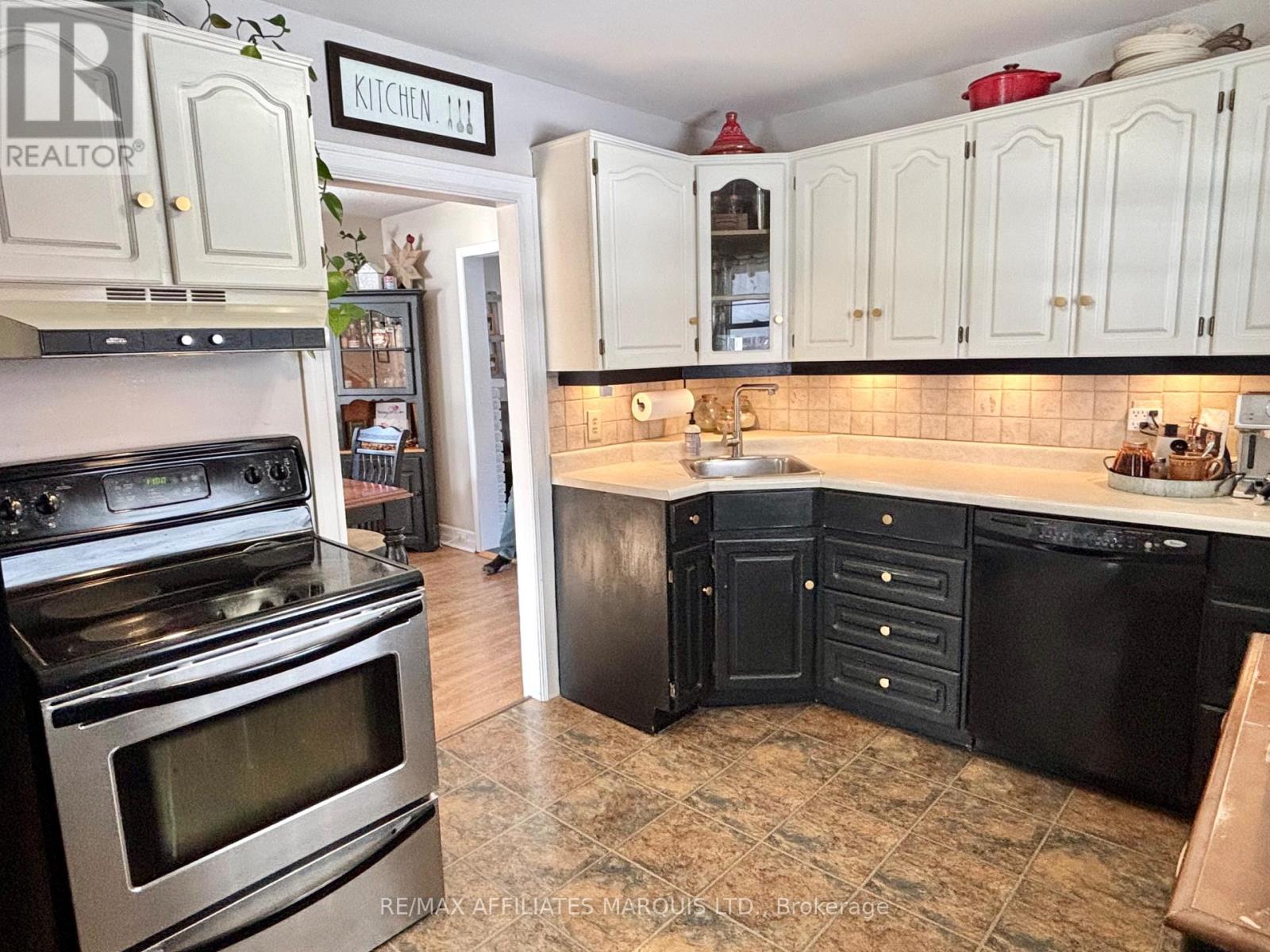 42 Saunders Avenue, South Stormont, Ontario  K0C 1P0 - Photo 16 - X12709314