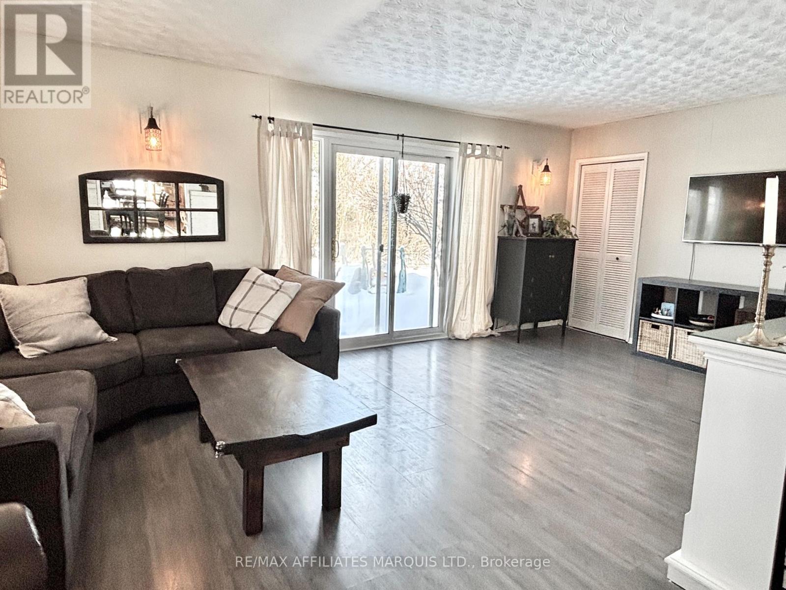 42 Saunders Avenue, South Stormont, Ontario  K0C 1P0 - Photo 22 - X12709314