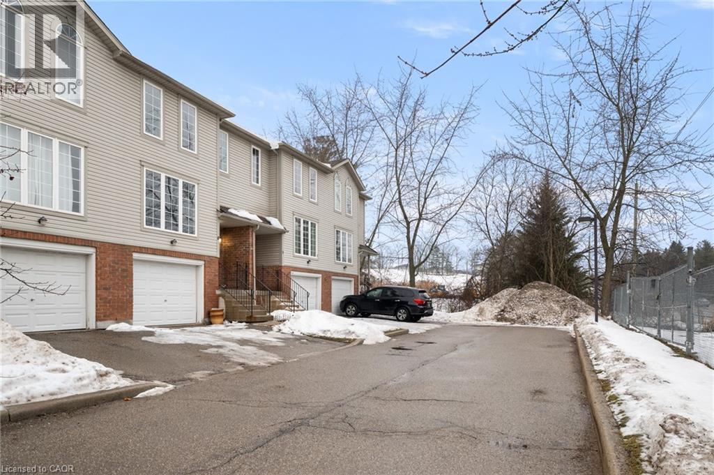 600 White Elm Boulevard Unit# 8, Waterloo, Ontario  N2V 2V2 - Photo 3 - 40795828