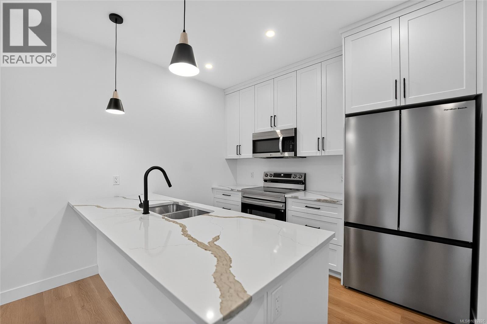 A 122 Plante Cres, Lake Cowichan, British Columbia  V0R 2G0 - Photo 5 - 1023326