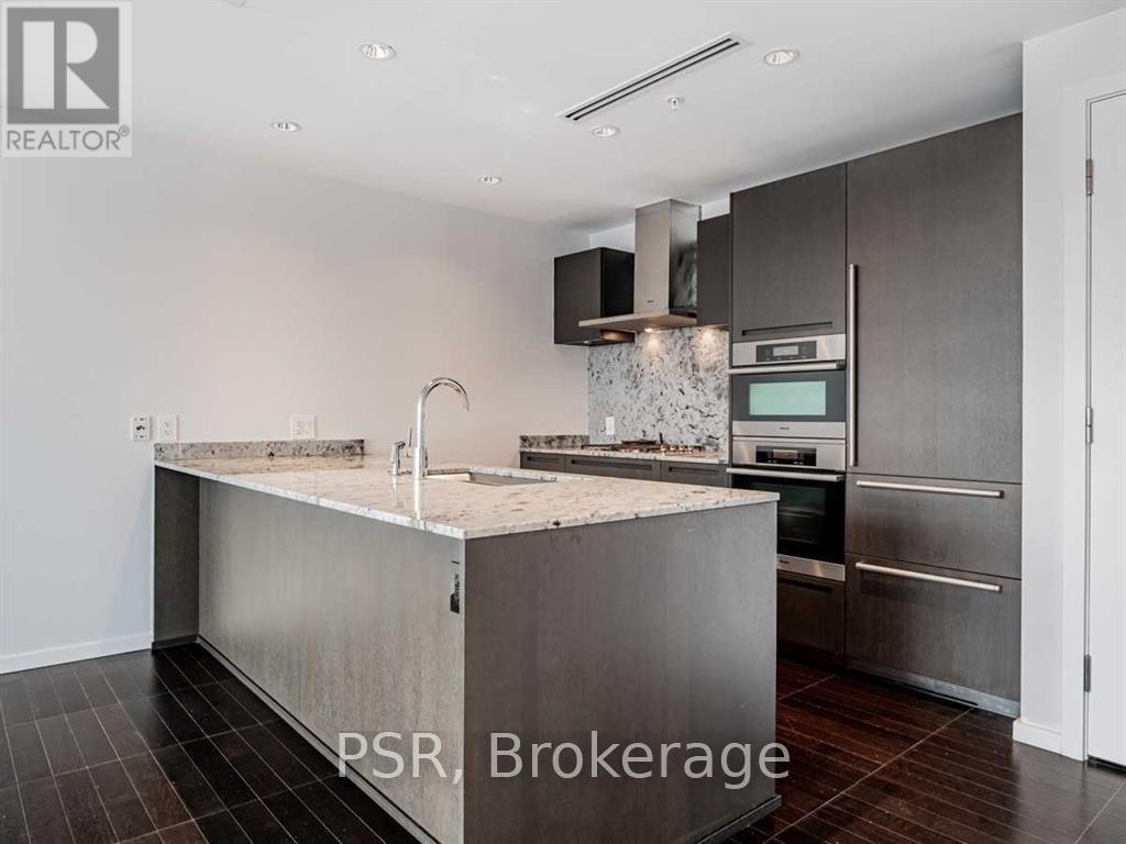 4604 - 180 University Avenue, Toronto (University), Ontario  M5H 0A2 - Photo 6 - C12709110