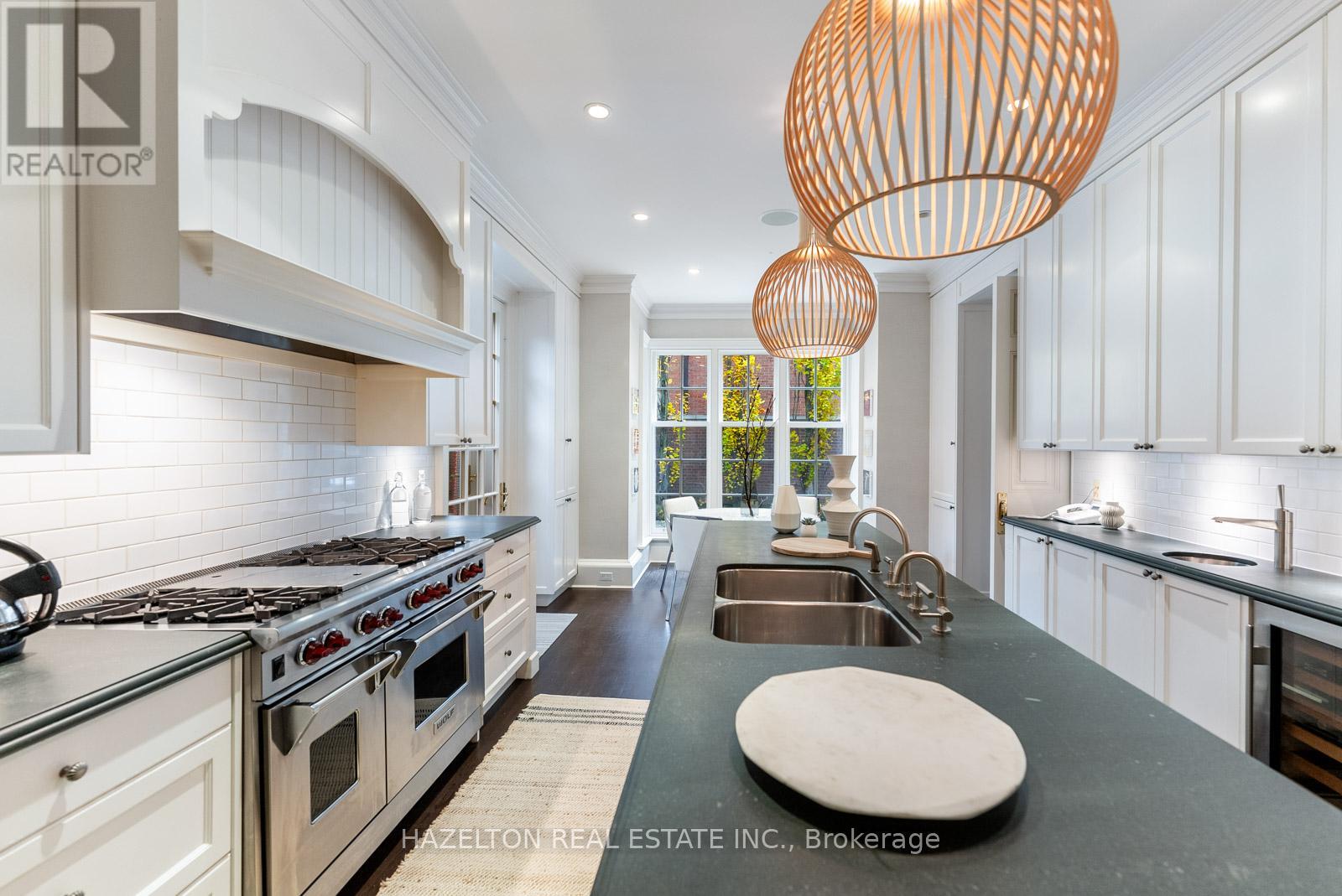 52 Rosedale Road, Toronto, Ontario  M4W 2P6 - Photo 14 - C12709212