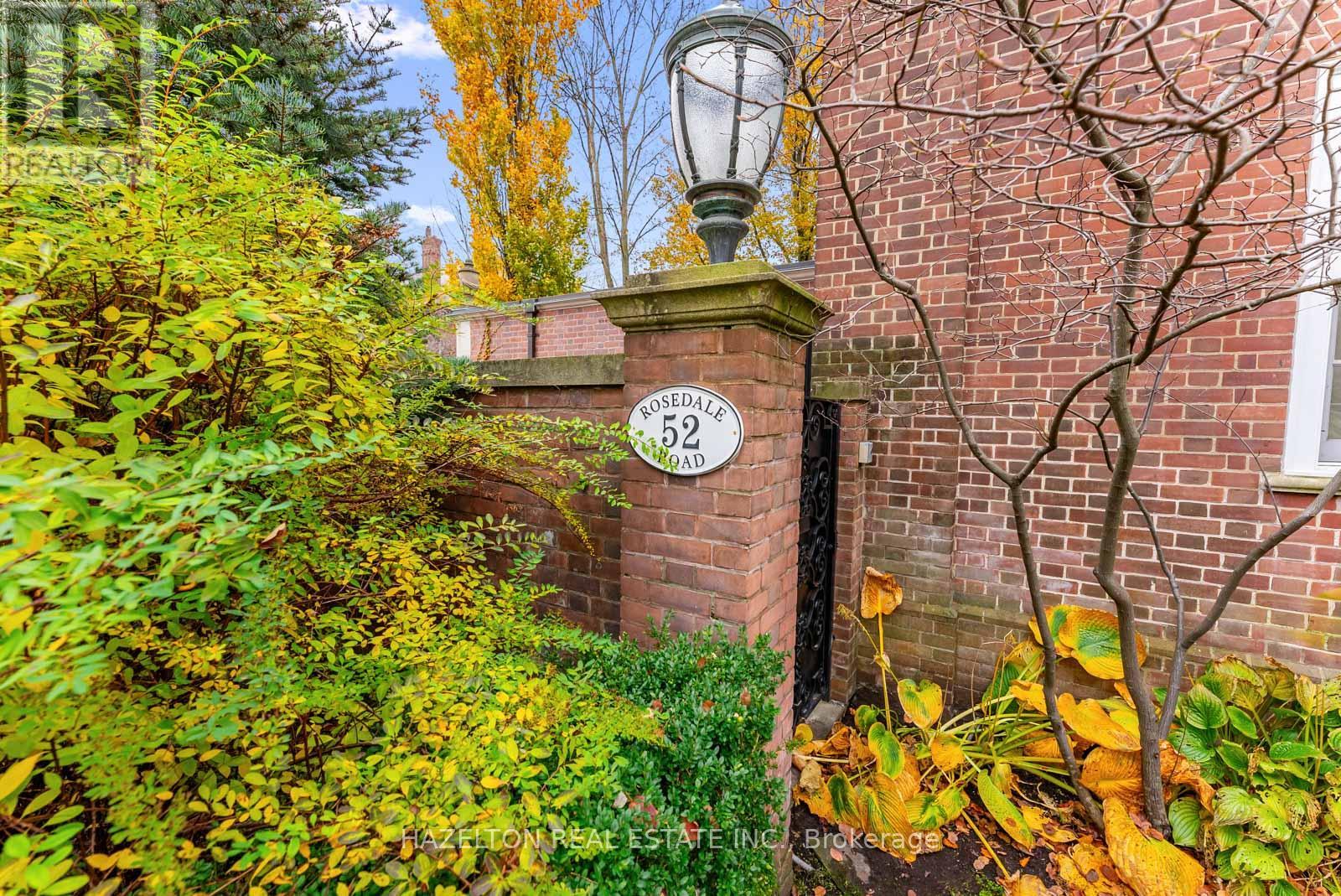 52 Rosedale Road, Toronto, Ontario  M4W 2P6 - Photo 3 - C12709212