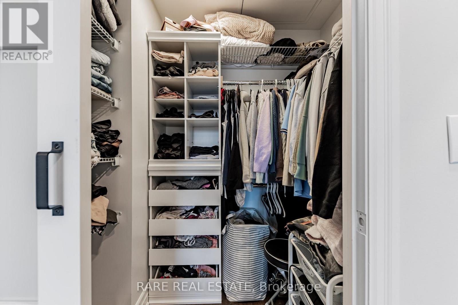 1504 - 8 The Esplanade, Toronto (Waterfront Communities), Ontario  M5E 0A6 - Photo 11 - C12709264