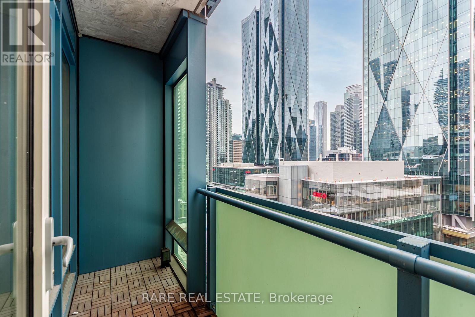 1504 - 8 The Esplanade, Toronto (Waterfront Communities), Ontario  M5E 0A6 - Photo 18 - C12709264