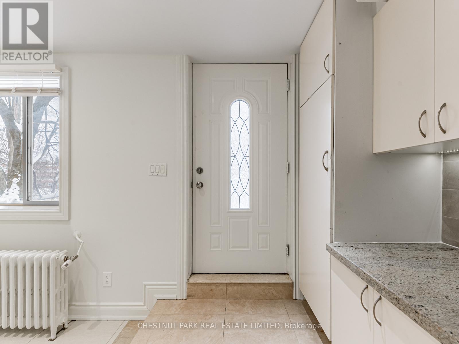 Lower - 121 Cheritan Avenue, Toronto, Ontario  M4R 1S8 - Photo 3 - C12709274