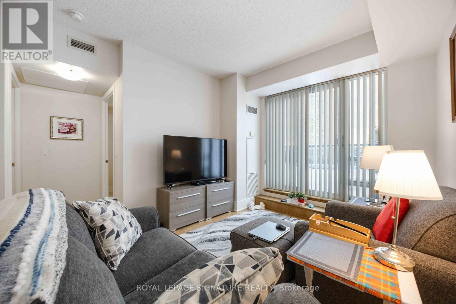 403 - 181 Wynford Drive, Toronto, Ontario  M3C 0C6 - Photo 6 - C12709310