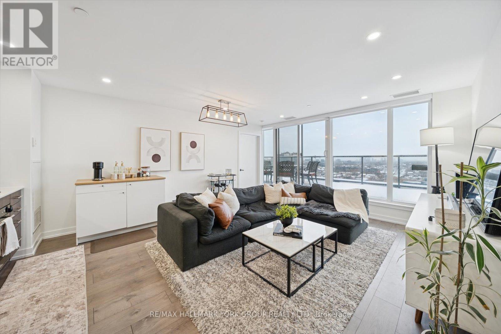 1607 - 297 COLLEGE STREET, Toronto, Ontario