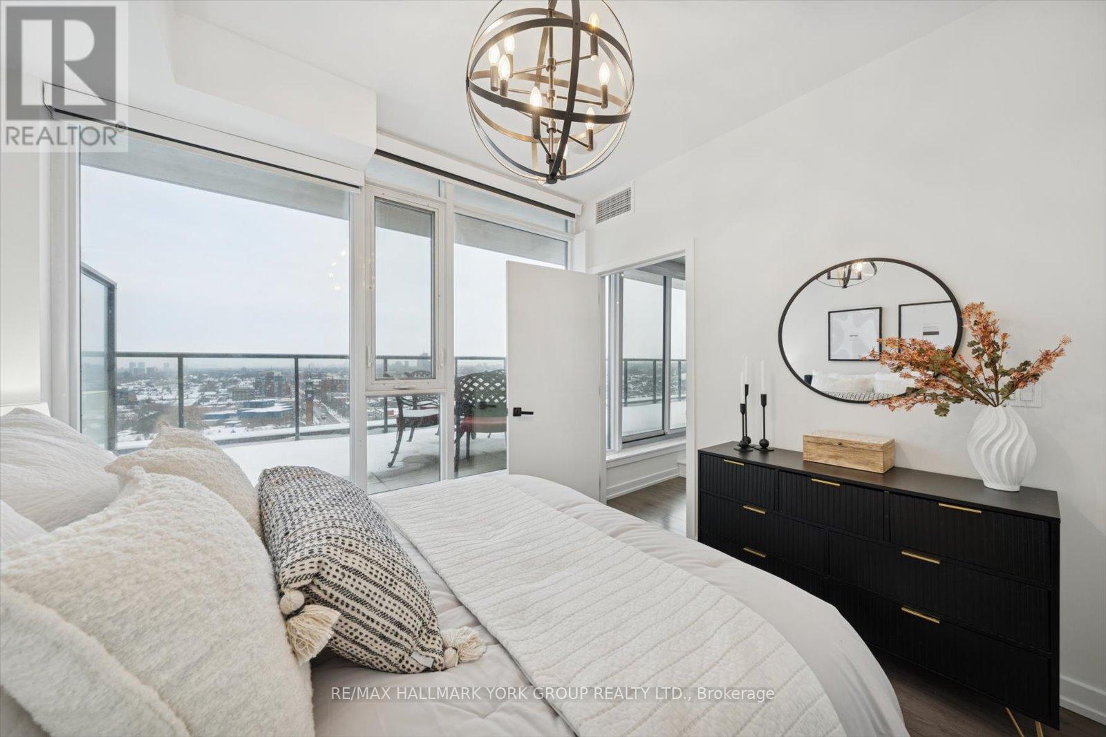 1607 - 297 College Street, Toronto, Ontario  M5T 0C2 - Photo 13 - C12709326