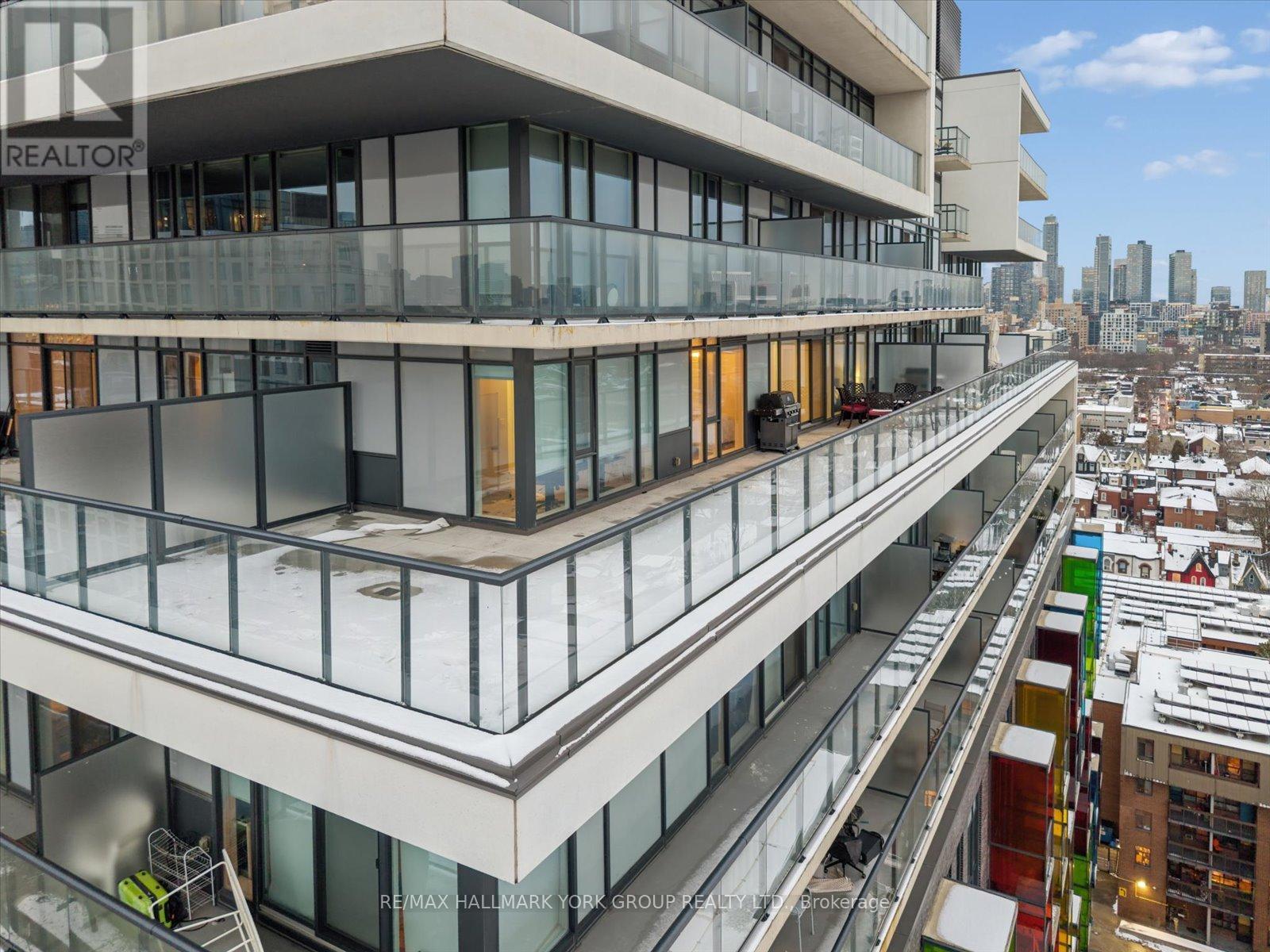 1607 - 297 College Street, Toronto, Ontario  M5T 0C2 - Photo 32 - C12709326