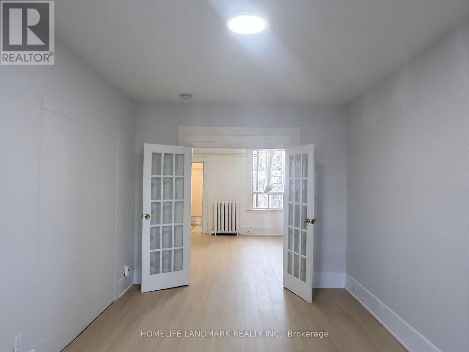 Main Floor Unit - 246 Euclid Avenue, Toronto, Ontario  M6J 2K2 - Photo 7 - C12709336