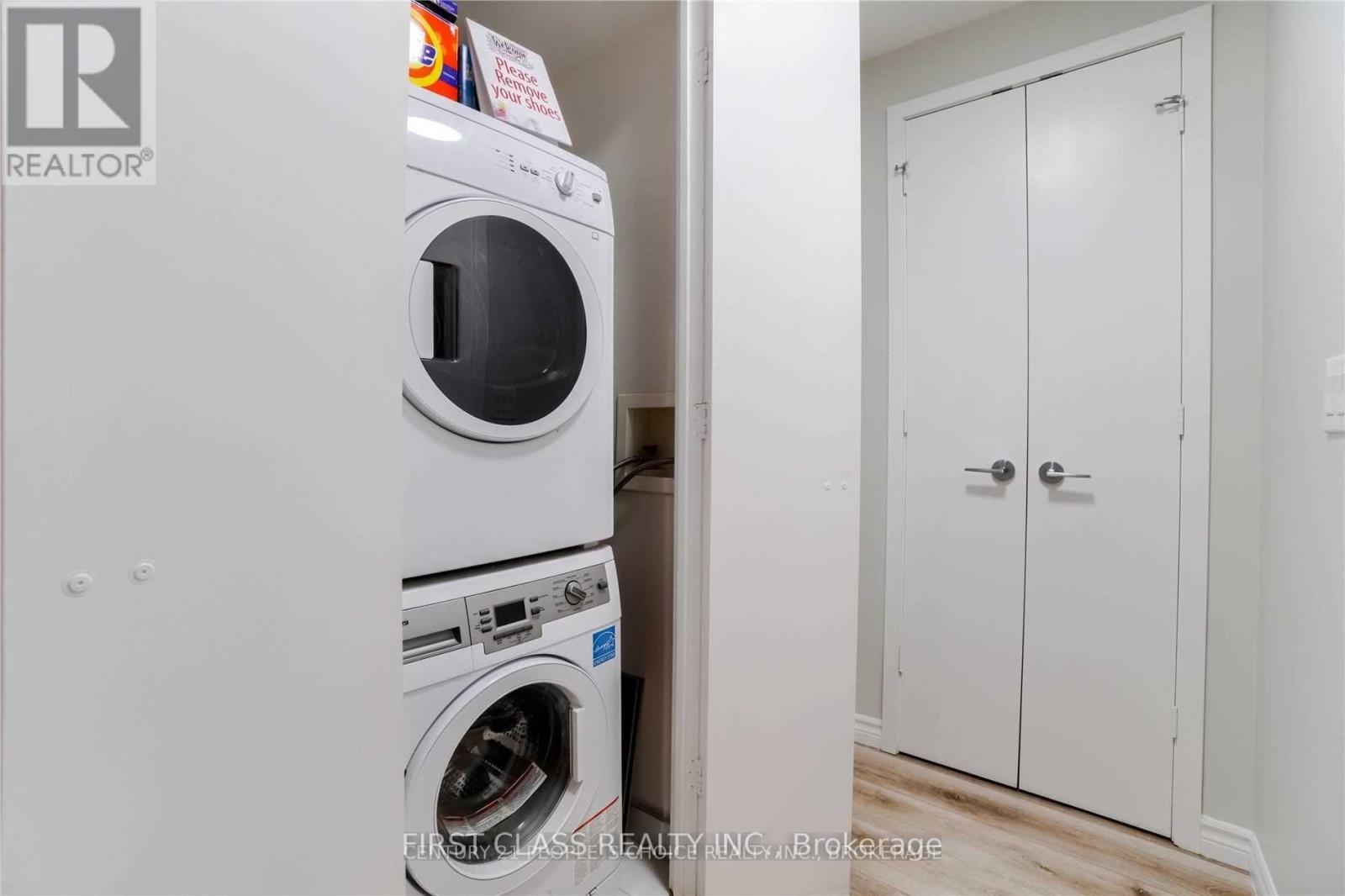 318 - 101 Charles Street E, Toronto, Ontario  M4Y 0A9 - Photo 17 - C12709338