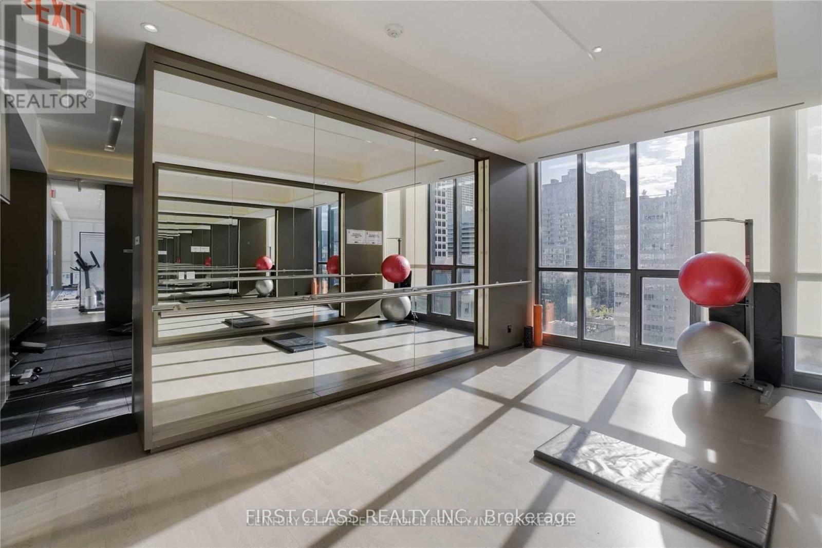 318 - 101 Charles Street E, Toronto, Ontario  M4Y 0A9 - Photo 24 - C12709338