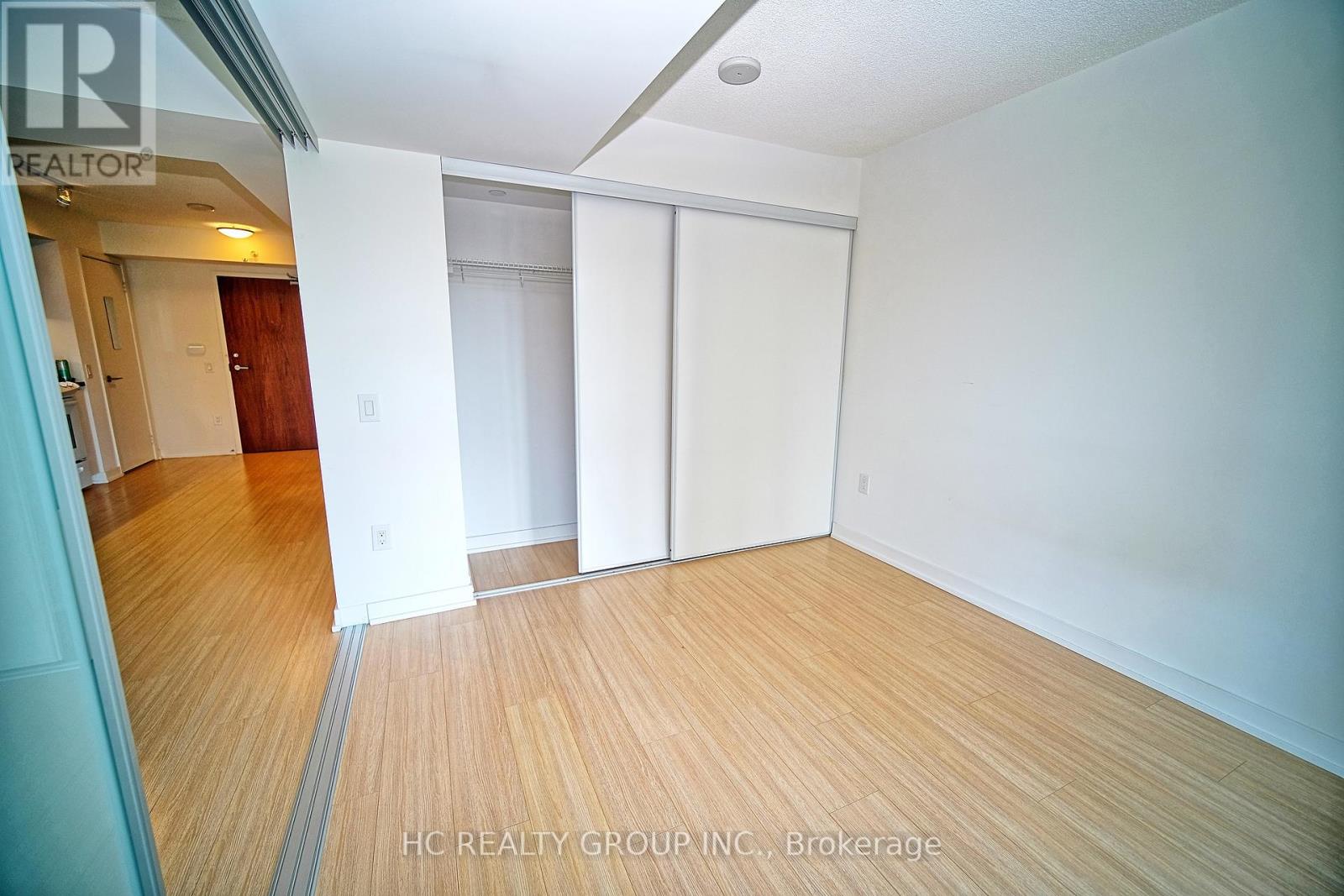 722 - 85 Queens Wharf Road, Toronto, Ontario  M5V 0J9 - Photo 6 - C12709340