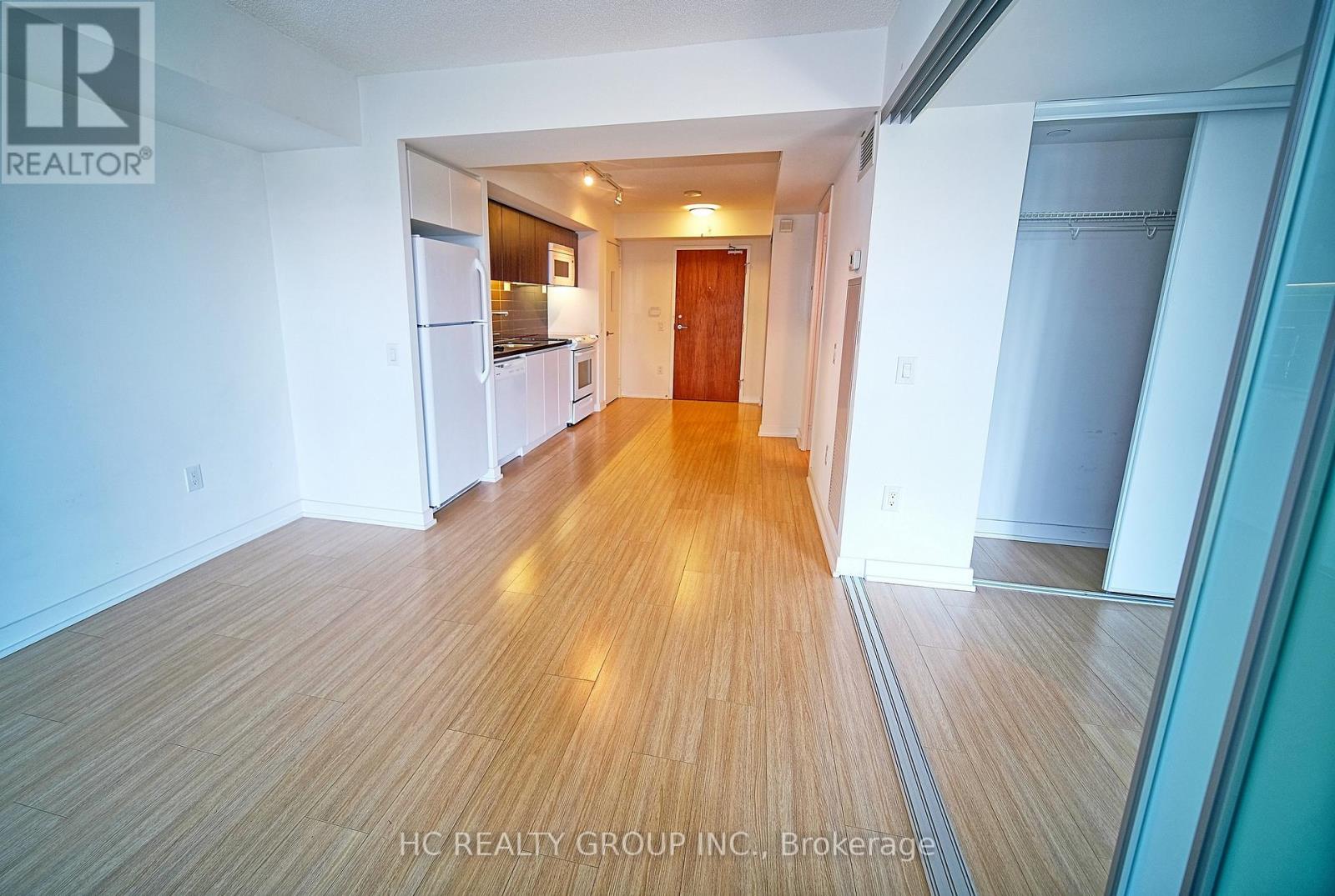 722 - 85 Queens Wharf Road, Toronto, Ontario  M5V 0J9 - Photo 7 - C12709340