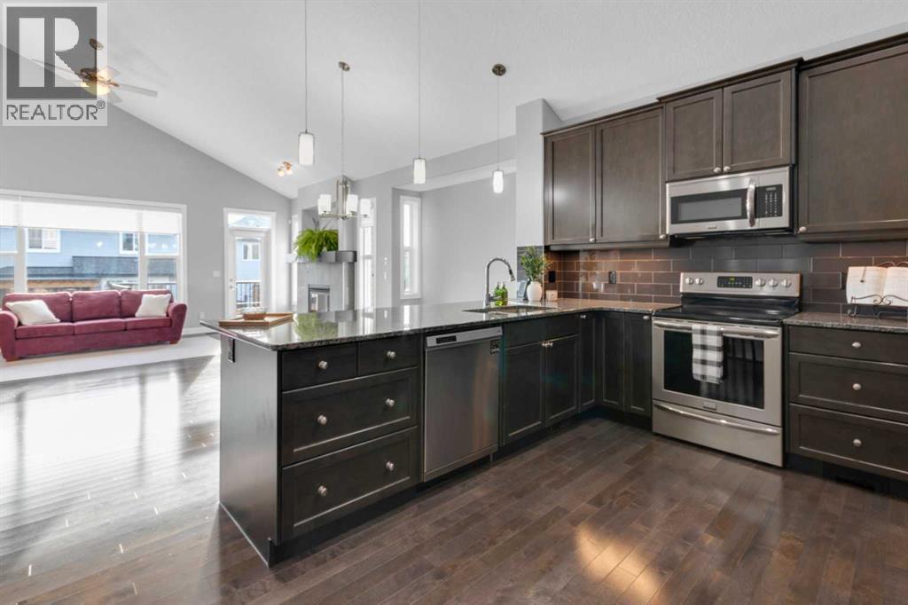 192 Heritage Boulevard W, Cochrane, Alberta  T4C 0S5 - Photo 3 - A2278929