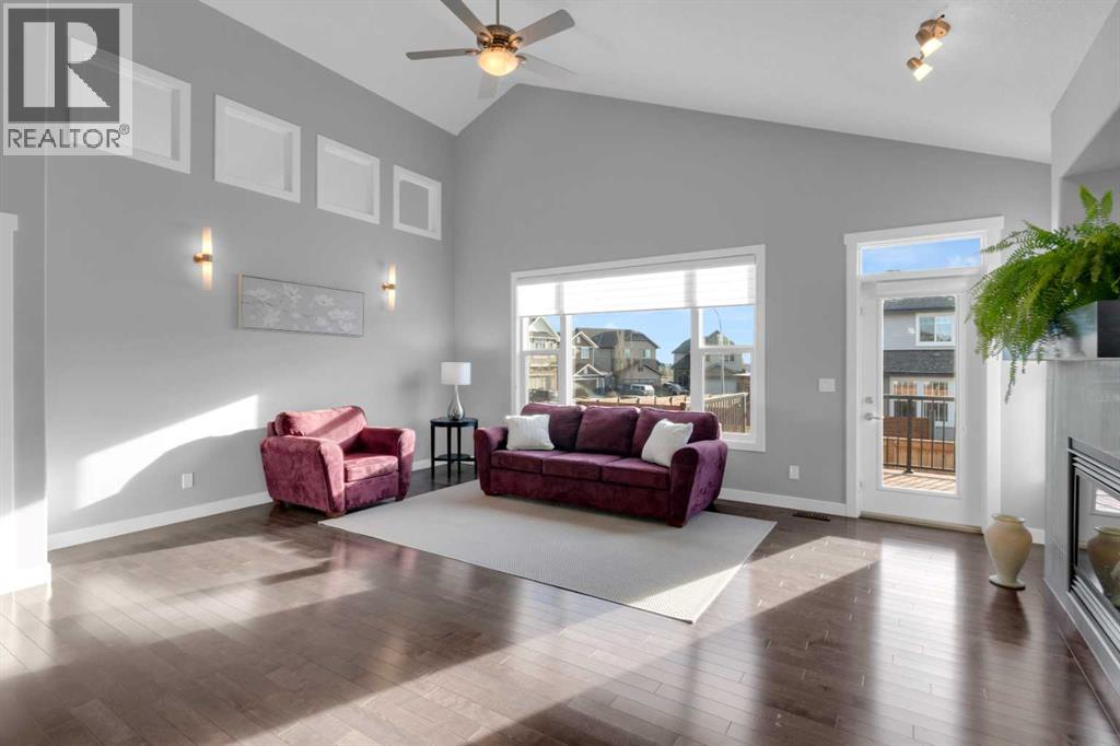 192 Heritage Boulevard W, Cochrane, Alberta  T4C 0S5 - Photo 12 - A2278929