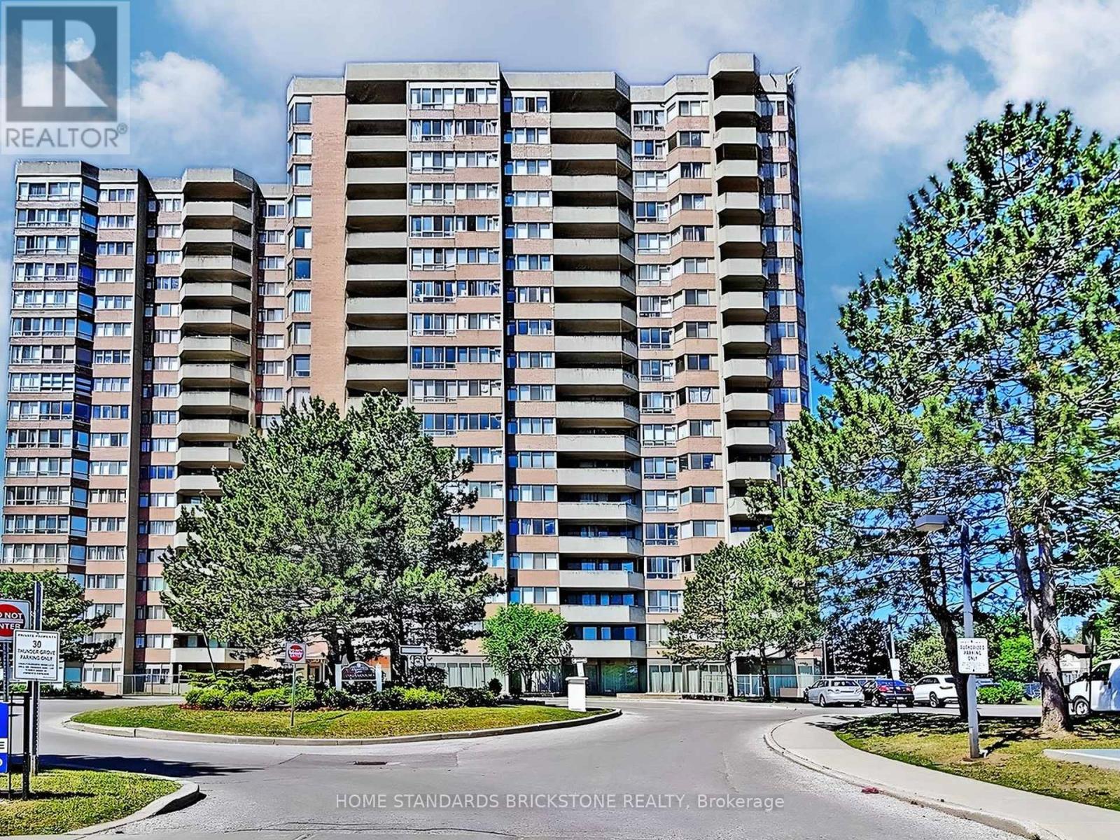 1705 - 30 Thunder Grove, Toronto, Ontario  M1V 4A3 - Photo 2 - E12709116