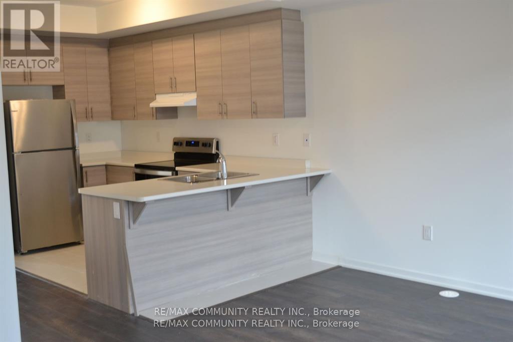 811 Stanstead Path, Oshawa (Samac), Ontario  L1K 3G4 - Photo 3 - E12709140