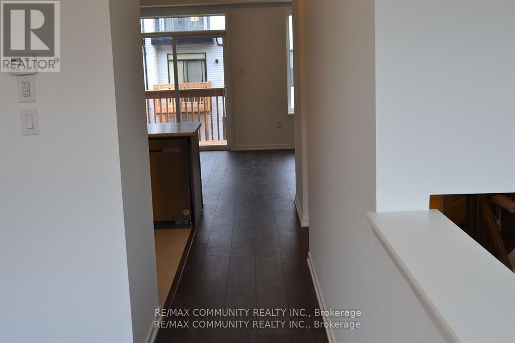 811 Stanstead Path, Oshawa (Samac), Ontario  L1K 3G4 - Photo 5 - E12709140