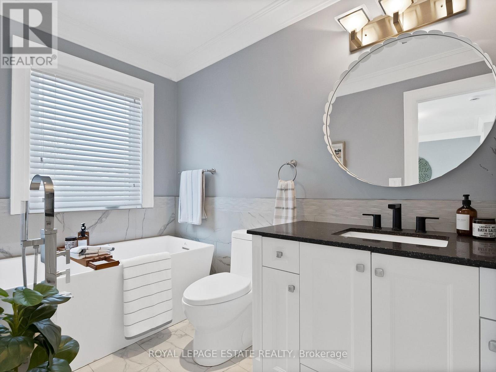 19 Red Deer Avenue, Toronto (Birchcliffe-Cliffside), Ontario  M1N 2Y9 - Photo 31 - E12709266