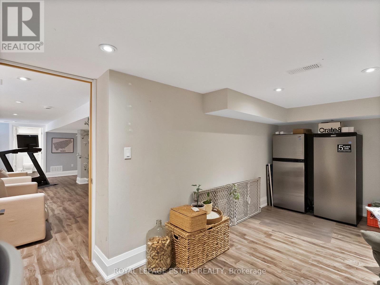 19 Red Deer Avenue, Toronto (Birchcliffe-Cliffside), Ontario  M1N 2Y9 - Photo 41 - E12709266