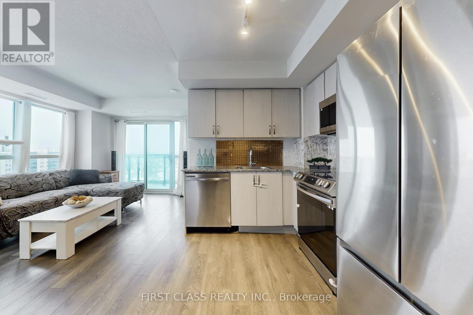 20 Meadowglen Place, Toronto, Ontario  M1G 0A9 - Photo 17 - E12709350