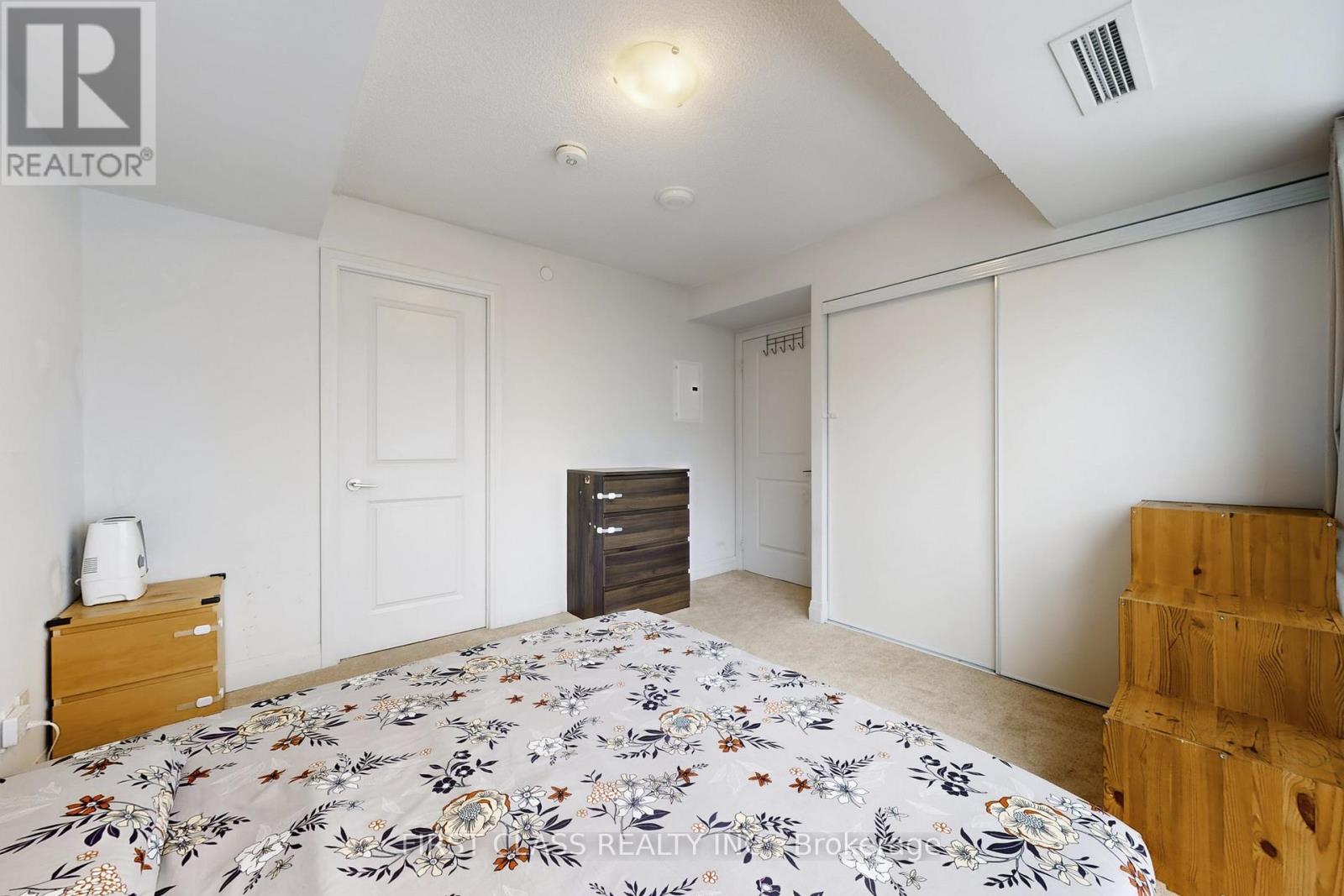 20 Meadowglen Place, Toronto, Ontario  M1G 0A9 - Photo 21 - E12709350