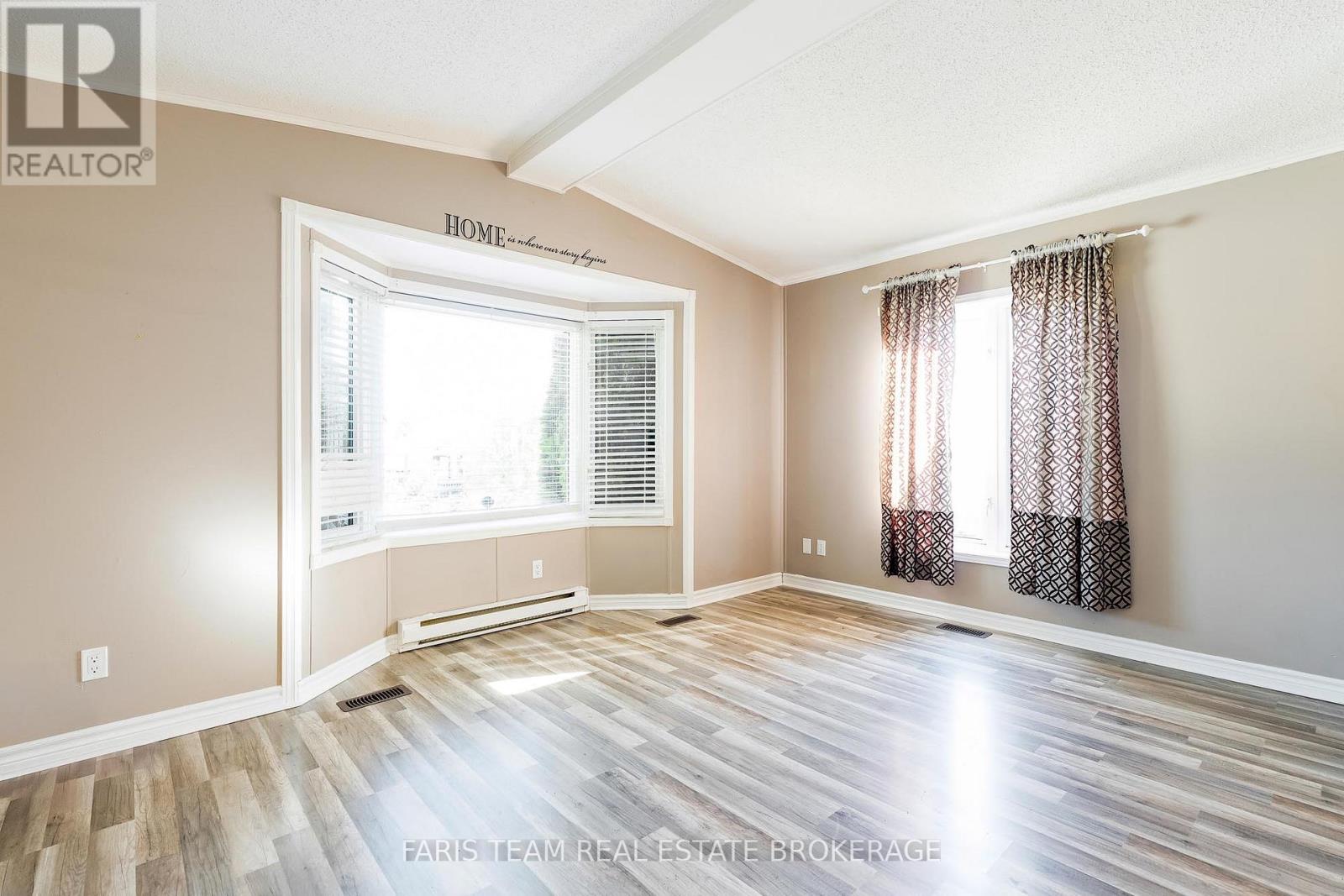 13 Sunrise Circle, Bradford West Gwillimbury, Ontario  L3Z 2A5 - Photo 16 - N12709236