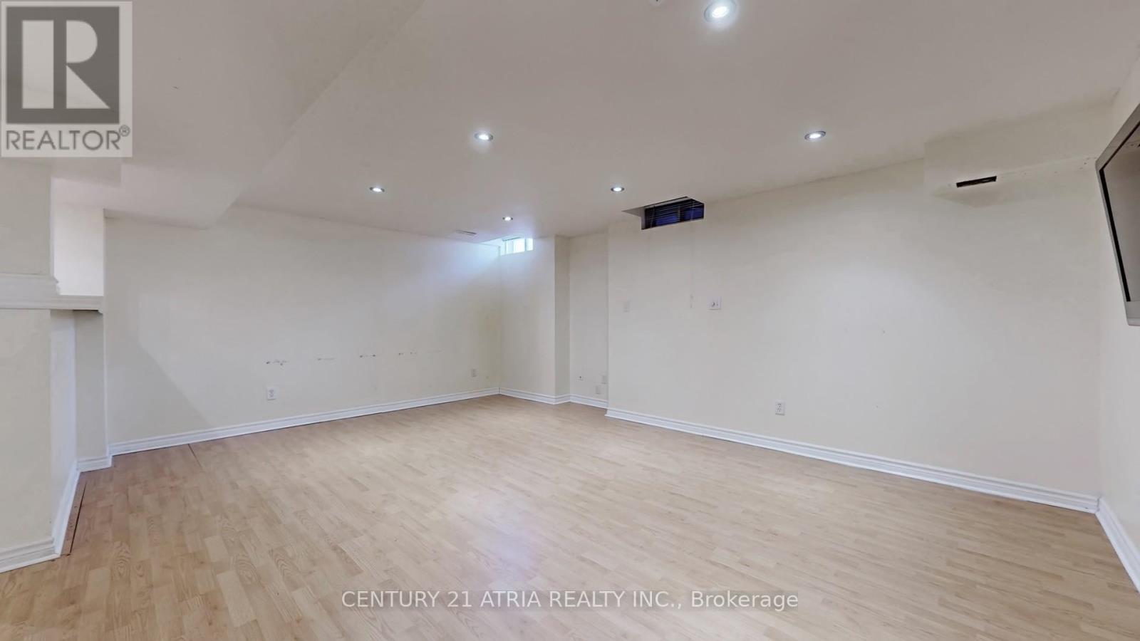 68 Walkview Street, Richmond Hill (Oak Ridges), Ontario  L4E 4H6 - Photo 39 - N12709322