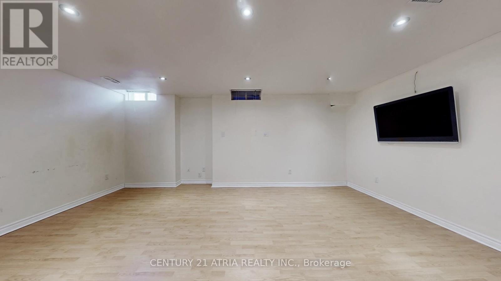 68 Walkview Street, Richmond Hill (Oak Ridges), Ontario  L4E 4H6 - Photo 41 - N12709322