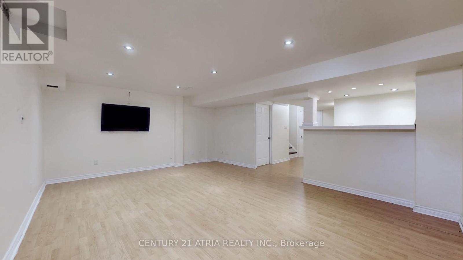 68 Walkview Street, Richmond Hill (Oak Ridges), Ontario  L4E 4H6 - Photo 43 - N12709322