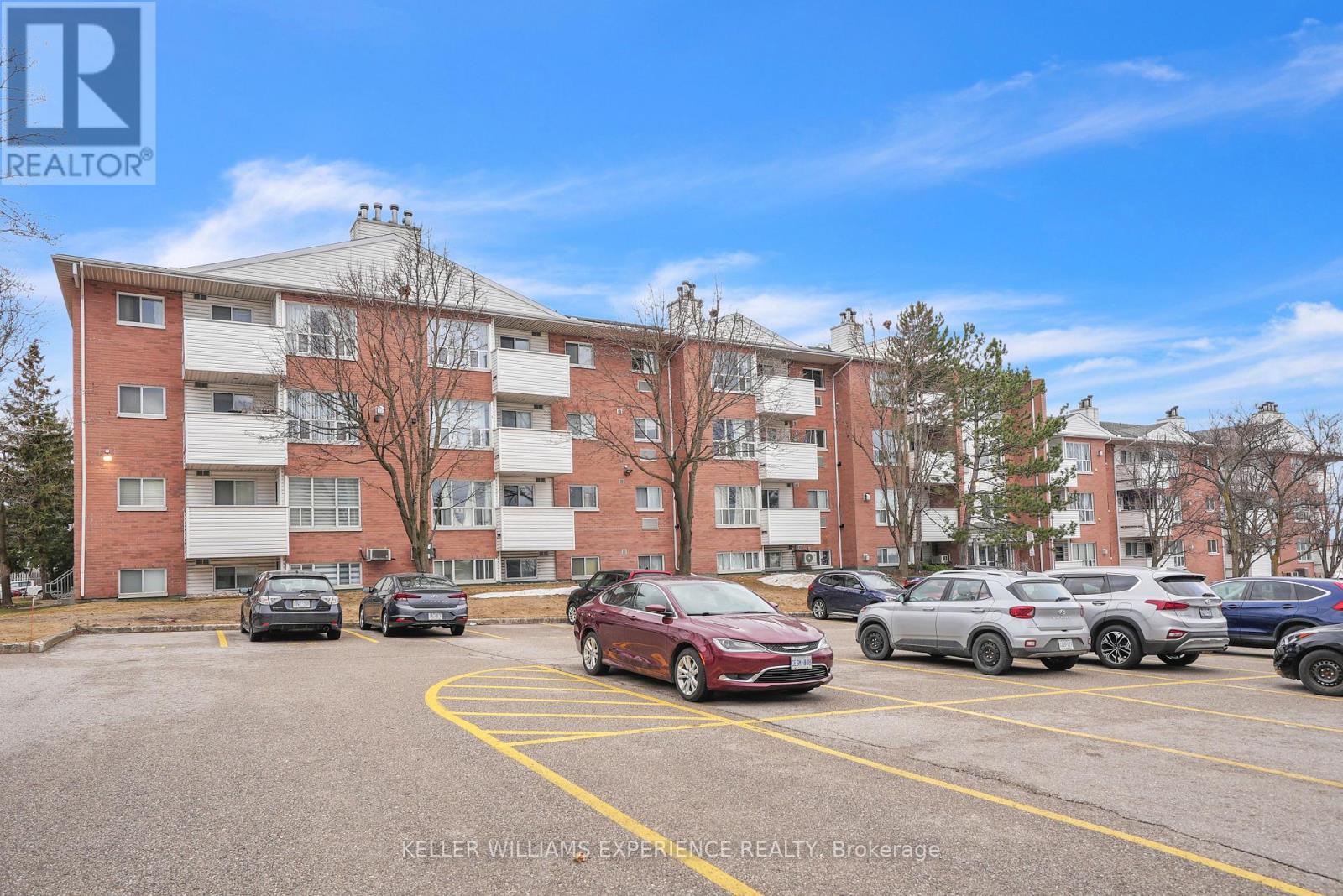 312 - 126 Bell Farm Road, Barrie (Alliance), Ontario  L4M 6J3 - Photo 13 - S12709270