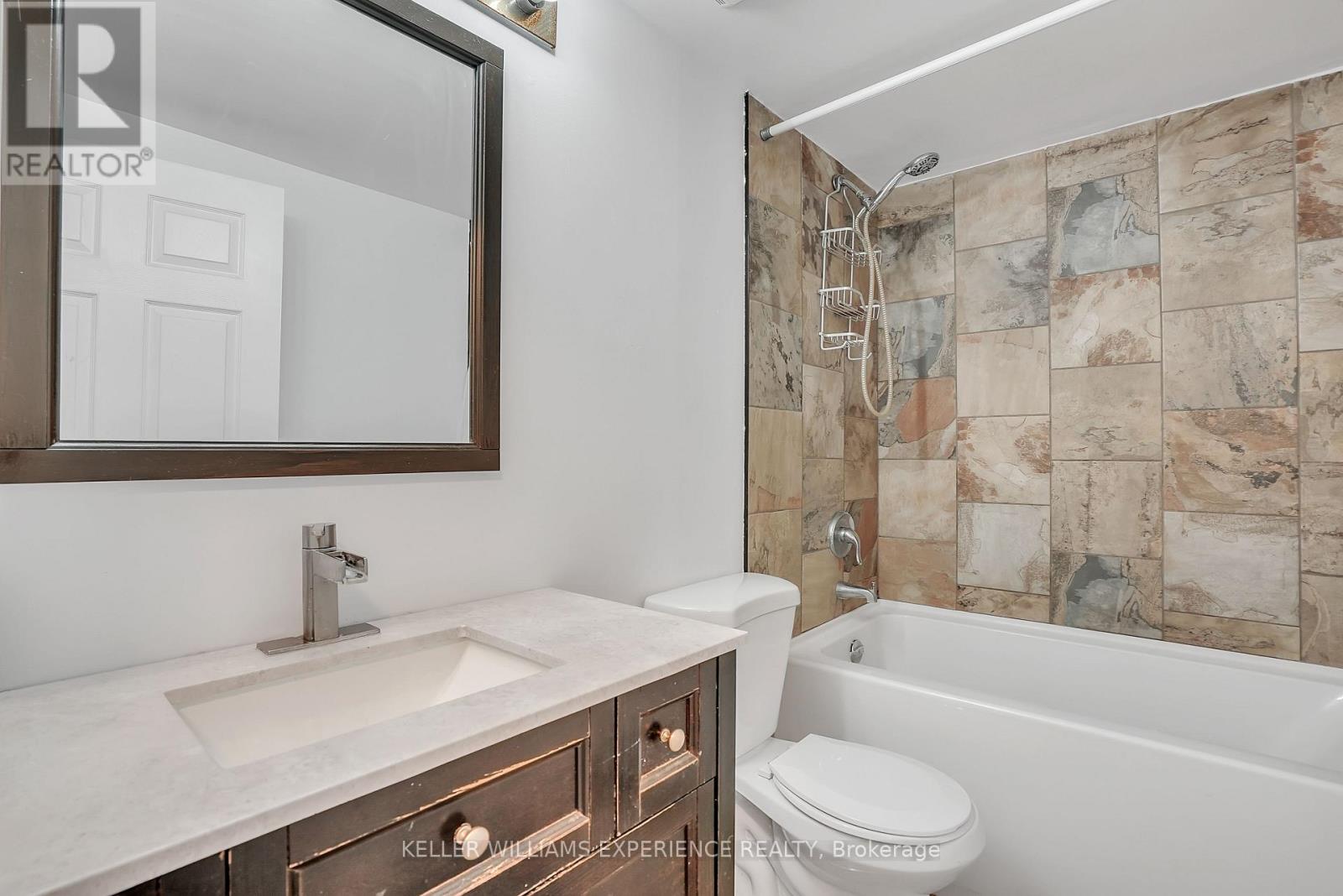 312 - 126 Bell Farm Road, Barrie (Alliance), Ontario  L4M 6J3 - Photo 7 - S12709270