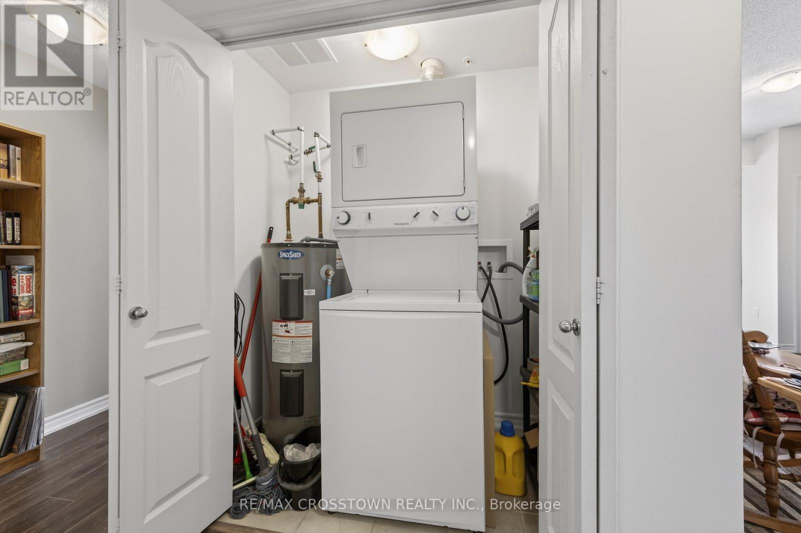 105 - 100 Dean Avenue, Barrie (Painswick South), Ontario  L9J 0H1 - Photo 24 - S12709352