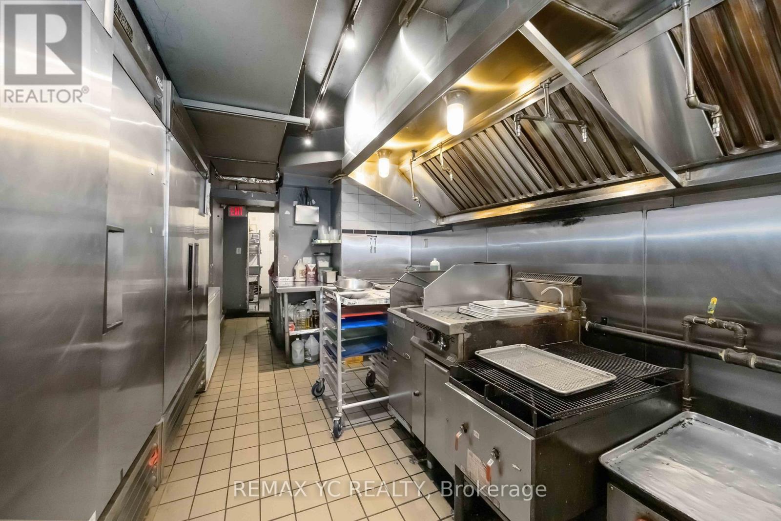 646 Queen Street W, Toronto, Ontario  M6J 1E4 - Photo 12 - C12682926