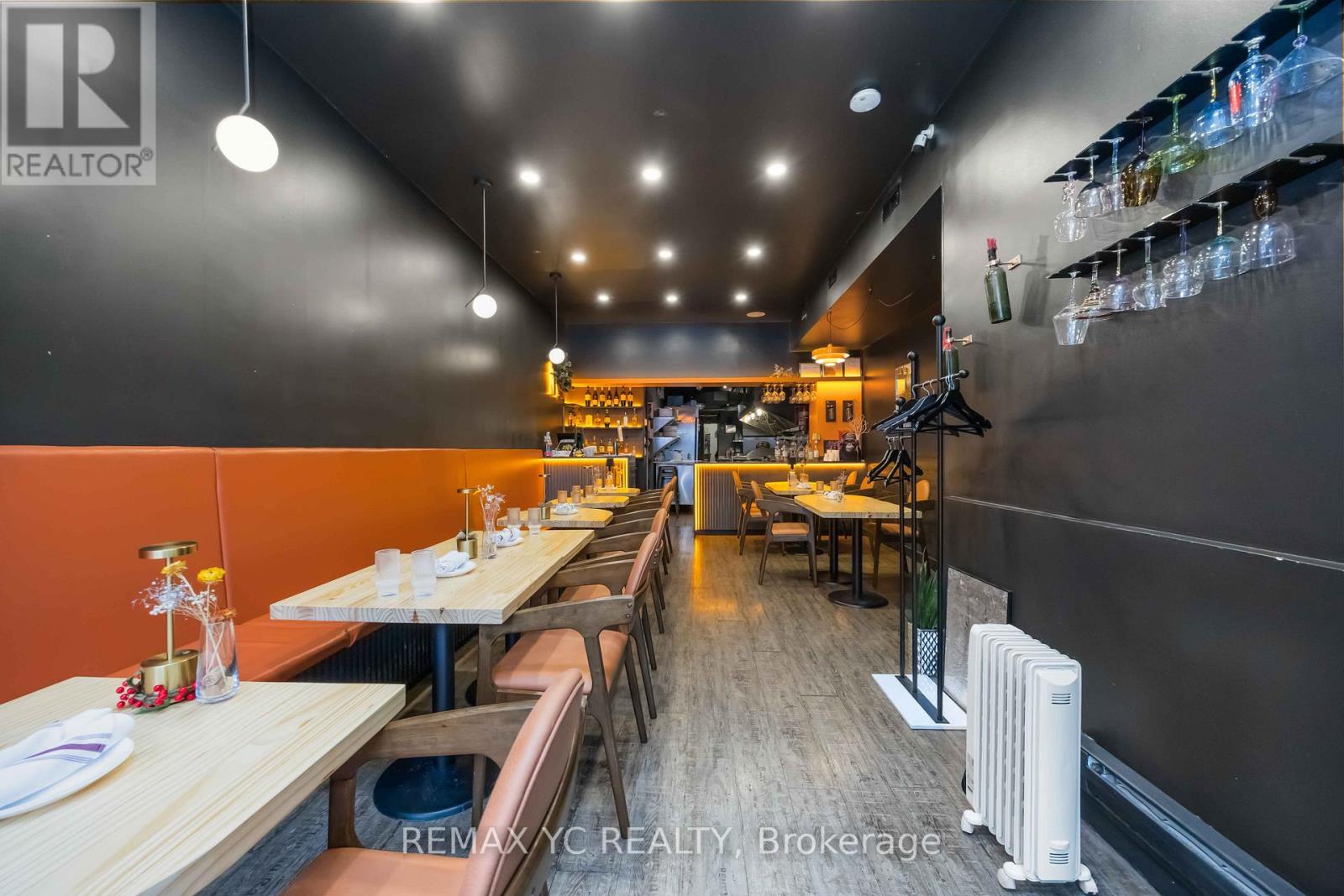 646 Queen Street W, Toronto, Ontario  M6J 1E4 - Photo 7 - C12682926