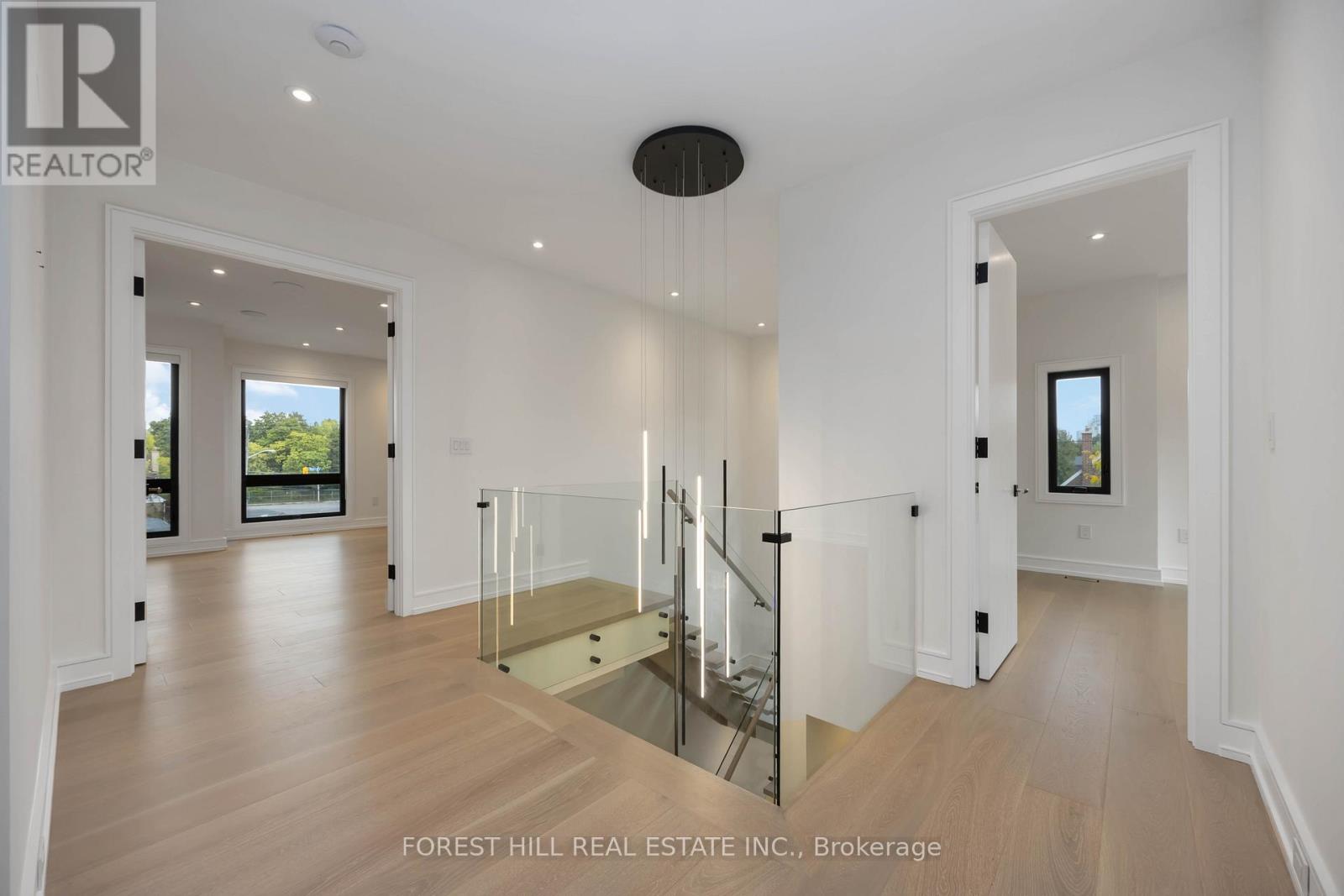 38 Bevdale Road, Toronto, Ontario  M2R 1L7 - Photo 8 - C12709016