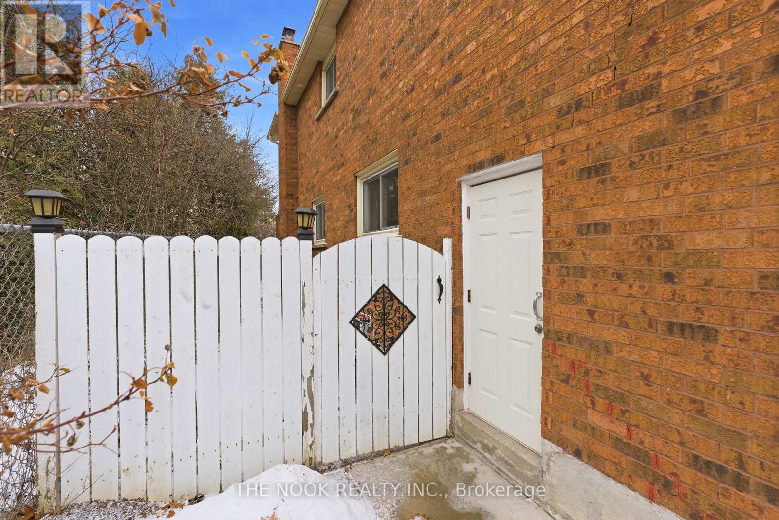 1649 Beaton Way, Pickering (Brock Ridge), Ontario  L1X 1X7 - Photo 37 - E12709220