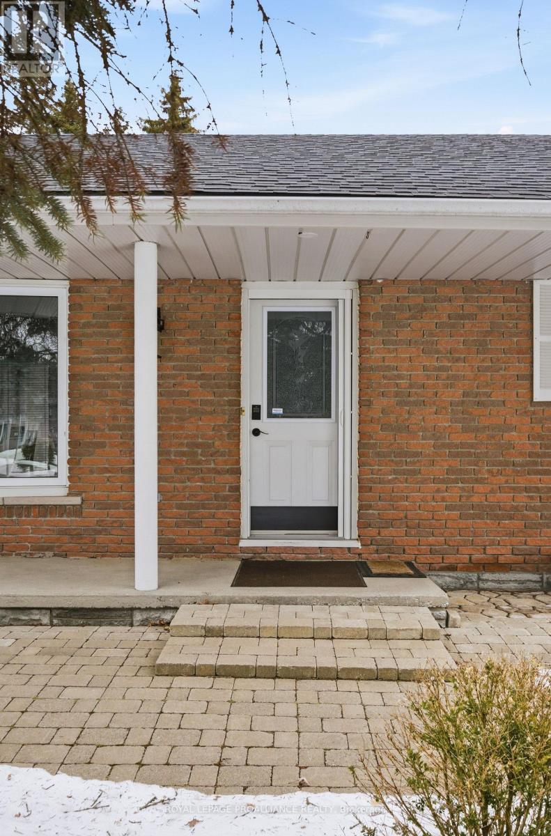 138 Burns Avenue, Quinte West, Ontario  K8R 1G3 - Photo 6 - X12699116