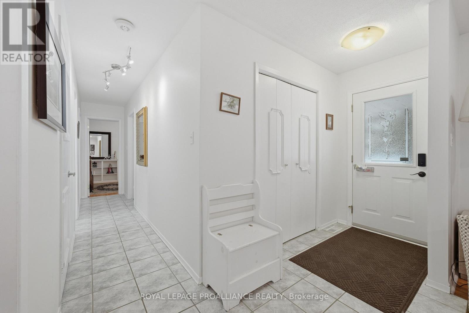 138 Burns Avenue, Quinte West, Ontario  K8R 1G3 - Photo 7 - X12699116