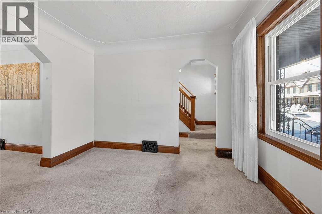 250 Glendale Avenue N, Hamilton, Ontario  L8L 7K3 - Photo 10 - 40799197