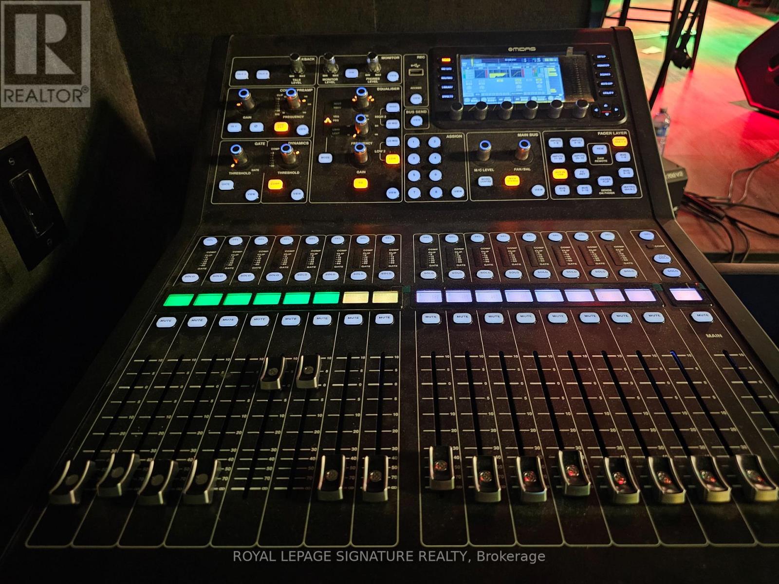 Unit2 - 5835 Dixie Road, Mississauga (Northeast), Ontario  L4W 4V7 - Photo 19 - W12709102