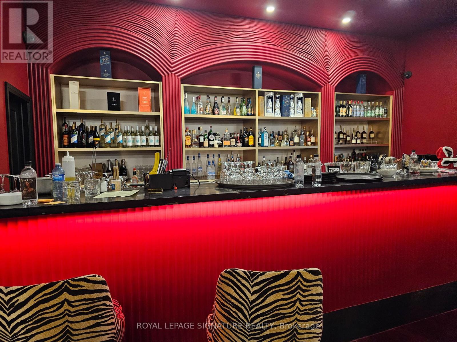 Unit2 - 5835 Dixie Road, Mississauga (Northeast), Ontario  L4W 4V7 - Photo 7 - W12709102