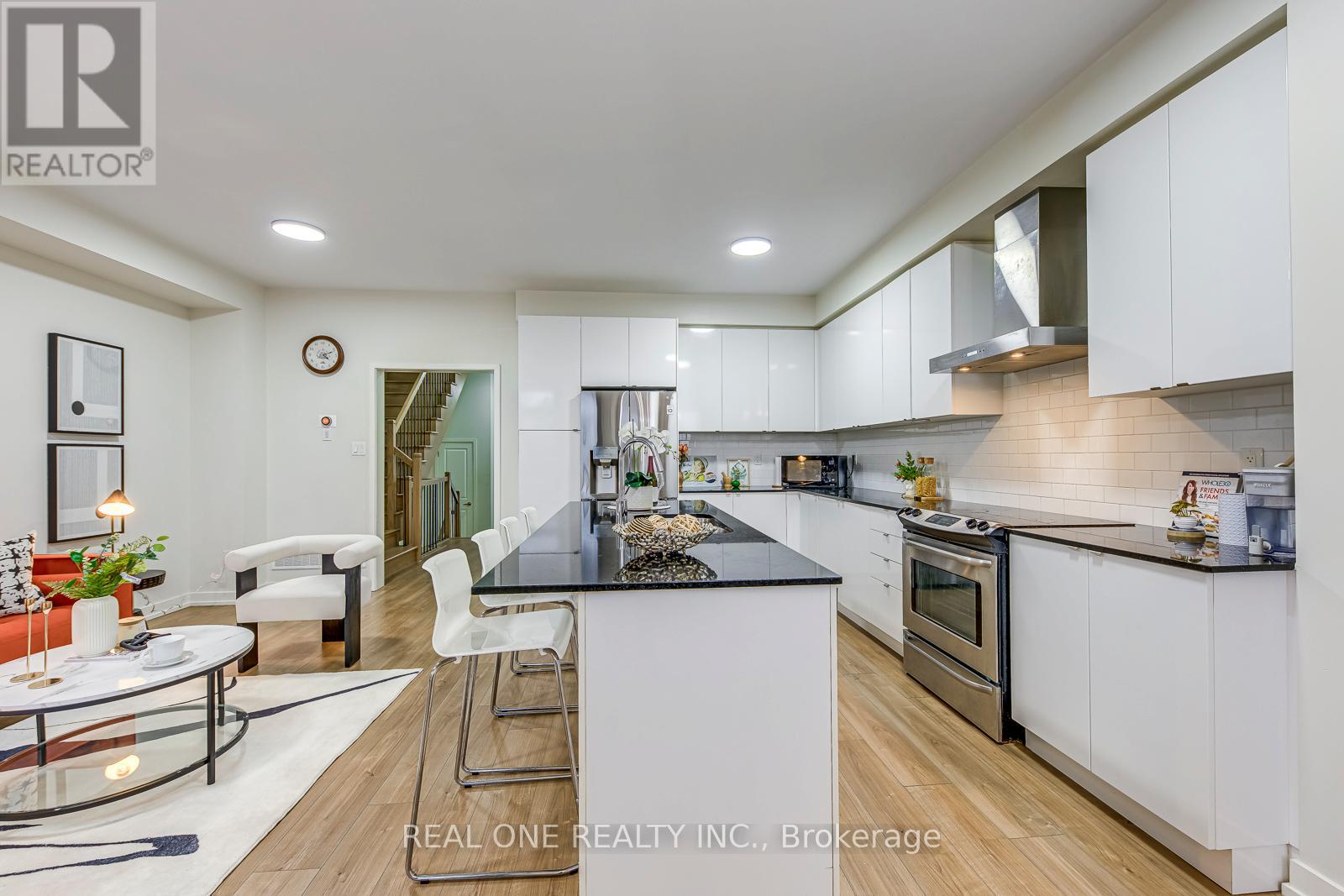 225 Fowley Drive, Oakville (Go Glenorchy), Ontario  L6H 0P4 - Photo 13 - W12709120