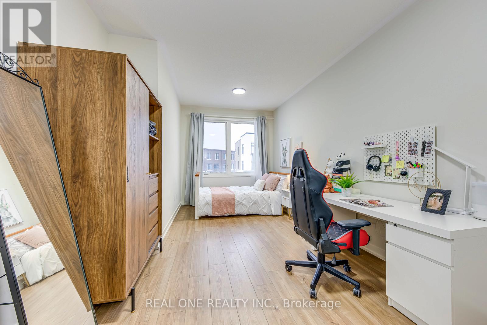 225 Fowley Drive, Oakville (Go Glenorchy), Ontario  L6H 0P4 - Photo 30 - W12709120