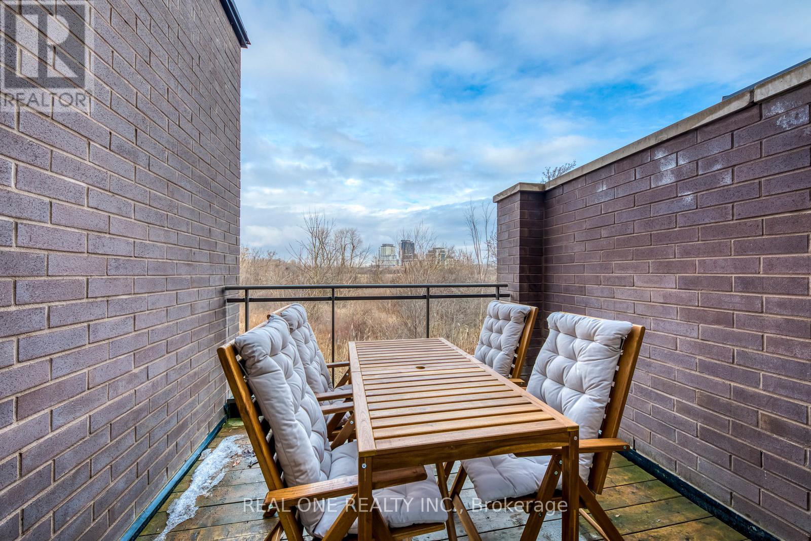 225 Fowley Drive, Oakville (Go Glenorchy), Ontario  L6H 0P4 - Photo 8 - W12709120