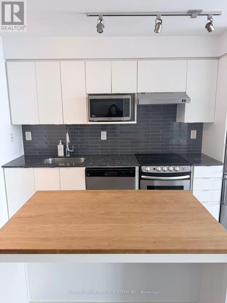 709 - 160 Flemington Road, Toronto (Yorkdale-Glen Park), Ontario  M6A 0A9 - Photo 11 - W12709124